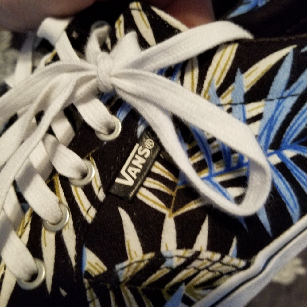 Vans like new